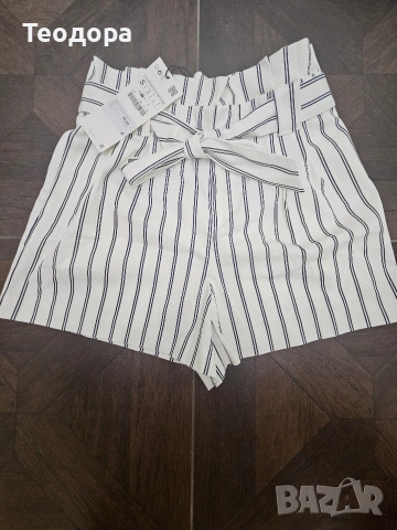 Къси панталонки Zara S