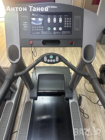 Не работеща бягаща пътека Life Fitness 95 Ti 