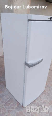 вертикален фризер Miele, снимка 3 - Фризери - 54313413