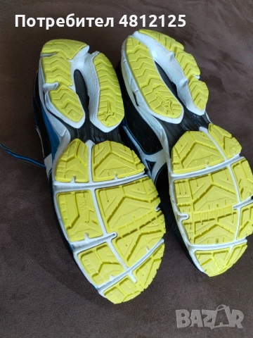 Mizuno maratonki 44 nomer, снимка 2 - Спортна екипировка - 54358342
