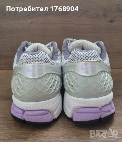 Детски маратонки Nike Vomero-36номер, снимка 4 - Детски маратонки - 54355788