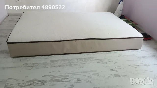 Продавам еднолицев матрак , снимка 2 - Спални и легла - 55338391