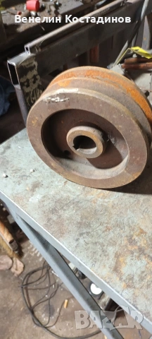 Чугунена ремъчна двуканална шайба, за ремък 17, снимка 2 - Други машини и части - 53964074