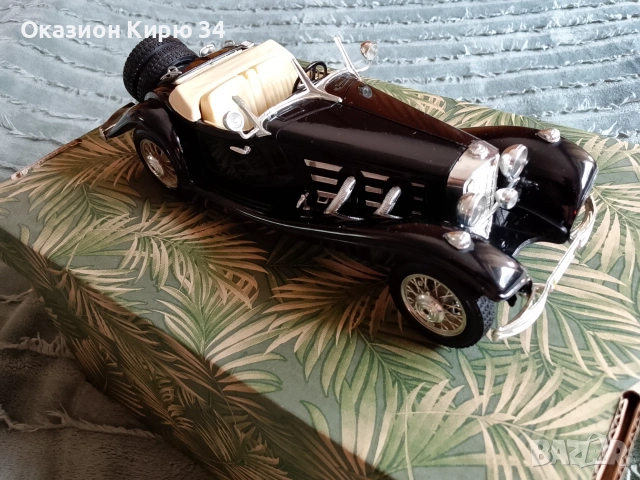 Burago Mercedes Benz 500 K Roadster , снимка 9 - Колекции - 55261236
