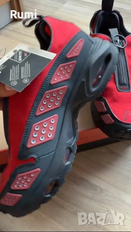 Оригинални нови маратонки Nike Air Max SNDR GORE-TEX! 37,5 н