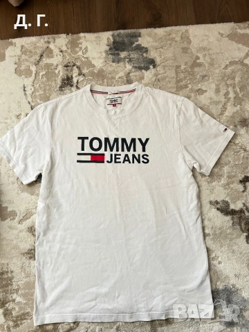 Оригинална тениска на tommy jeans