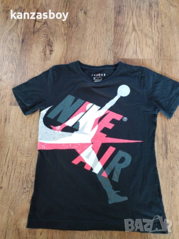 nike jordan - страхотна юношеска тениска 10-12год., снимка 4 - Детски тениски и потници - 54839447