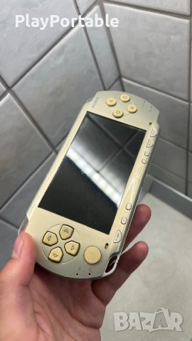 Modded PSP 1000 Champagne Gold 64GB 75+ games, снимка 3 - PlayStation конзоли - 54894946