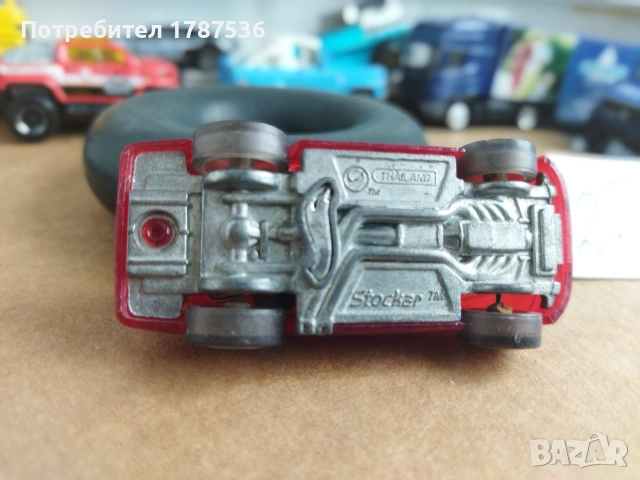 Стари колички hot wheels, снимка 15 - Колекции - 55236643