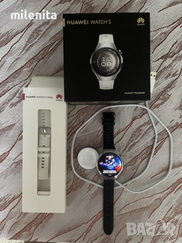 Смарт часовник Huawei watch 5 42mm. като нов