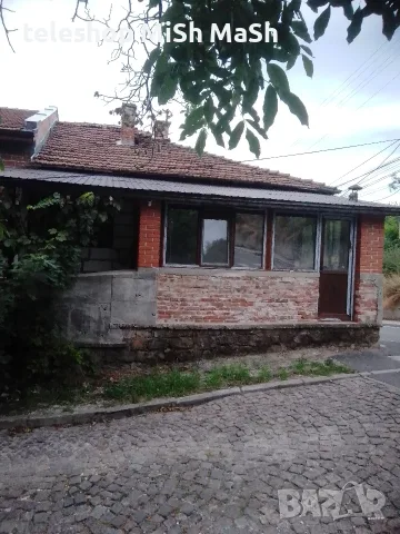 Продавам двуетажна масивна къща с двор от собственик, снимка 7 - Къщи - 55402613