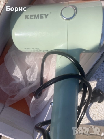 Сешоар KEMEY KM6838, отличен, снимка 3 - Сешоари - 55152680