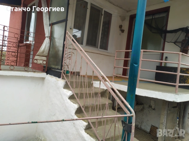 Продава къща с голям двор в село Зорница(Бургаска обл.), снимка 6 - Къщи - 54017074