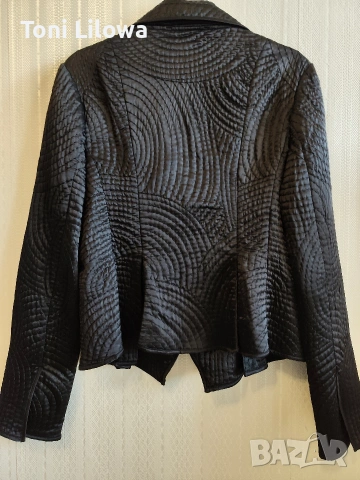 Armani jeans дамско сако, снимка 2 - Сака - 54507126