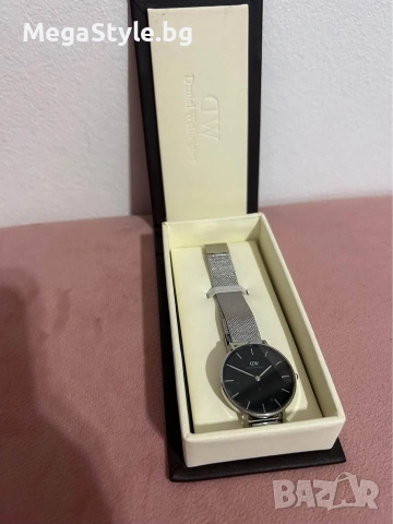 Daniel Wellington дамски часовник, снимка 2 - Дамски - 55148081