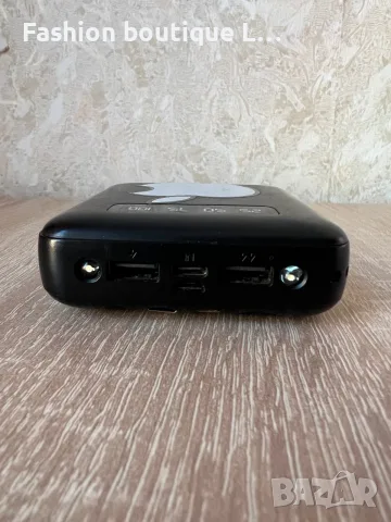 5 евро power bank батерия за съхранение и зареждане на батерии с 3 кабела и фенерче с две лампи , снимка 5 - Външни батерии - 55397672