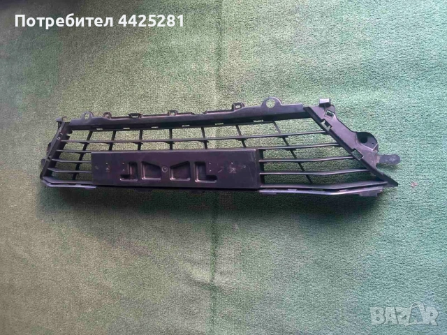 решетка в предна броня Renault Megane IV 2015-2019 г. #066S. 622544180R, снимка 3 - Части - 54811846
