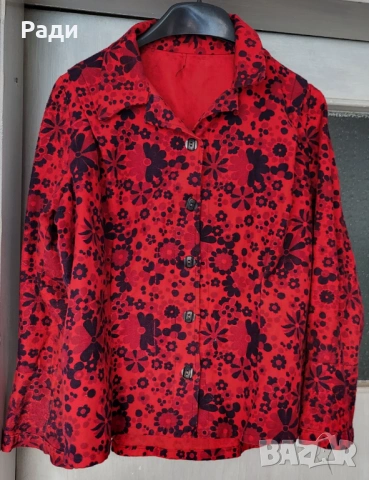 Продавам блуза с дълъг ръкав бродерия