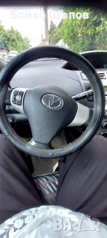 Toyota Yaris 1.0, снимка 6 - Автомобили и джипове - 54669451