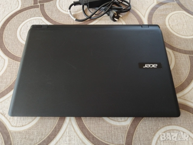 Лаптоп Acer Aspire ES1-732, снимка 2 - Лаптопи за дома - 54040820