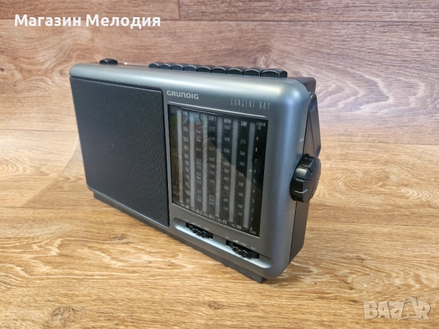 Ретро радиоприемник Grundig Concert Boy 235 – Немско качество и мощен звук, снимка 11 - Радиокасетофони, транзистори - 54589883
