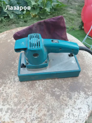 Виброшлайф Makita 520w, снимка 4 - Шлайфмашини - 55513469