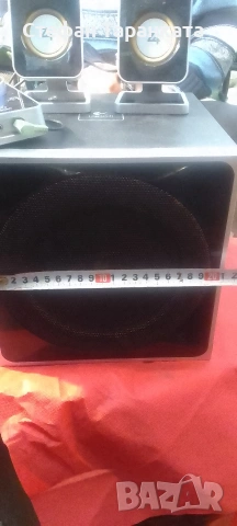 Logitech -субуфер със две тонколони комплект и дистанционно , снимка 7 - Аудиосистеми - 54144339