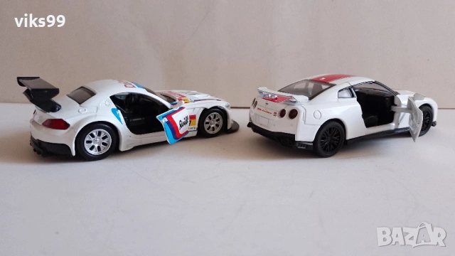Nissan GT-R (R35) и BMW Z4 GT3 Msz, снимка 5 - Колекции - 54177347