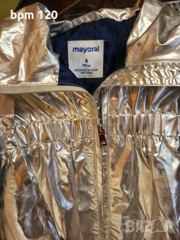 "Mayoral "- детско сребристо яке с качулка за момиче, снимка 3 - Детски якета и елеци - 53959026