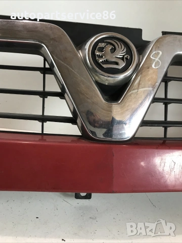 Емблема Лого Предна Решетка Червена за Vauxhall Movano (2003-2009)  8200233759 , снимка 2 - Части - 54977097