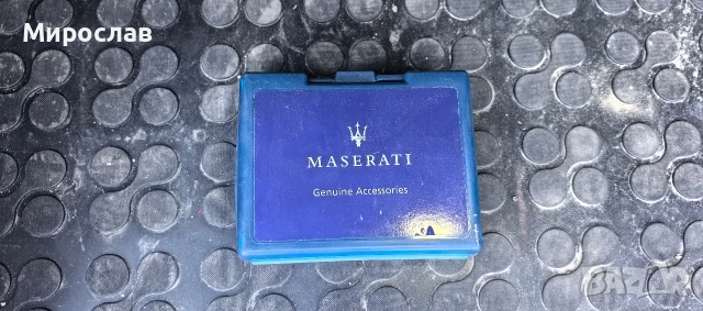 секретни болтове за Мазерати Maserati