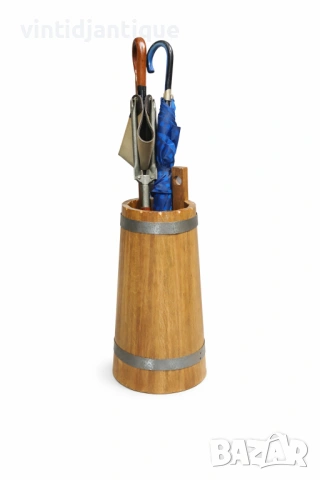 Дървена поставка за чадъри в стил бъчва