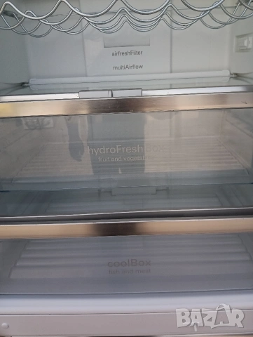 Огромен XXL комбиниран хладилник с фризер Сименс Siemens No Frost A+++ 2 години гаранция!, снимка 7 - Хладилници - 54241751