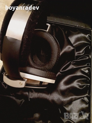 Sennheiser HD 800 – референтни аудиофилски и студийни слушалки от най-висок клас, снимка 3 - Слушалки и портативни колонки - 55270779