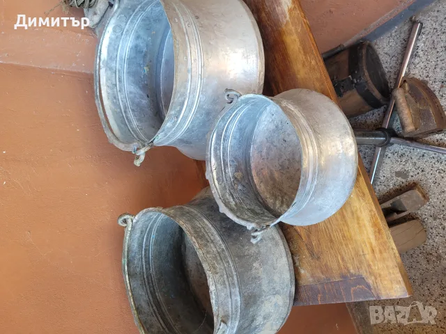 Стари медни котли три броя
