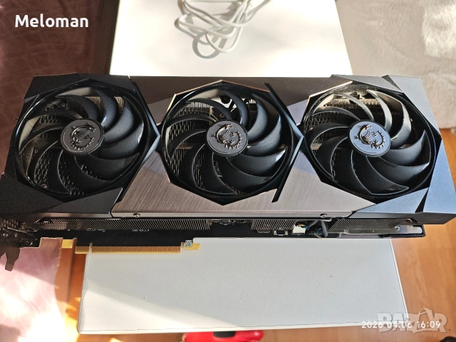 Продавам масивна видео карта MSI SUPRIM X RTX 3070 8GB, снимка 2 - Видеокарти - 54129044