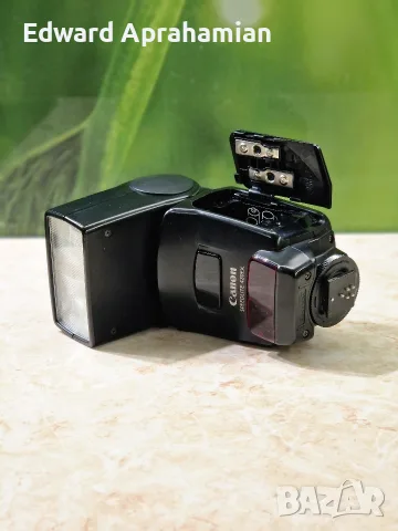 Светкавица Canon Speedlite 420EX, снимка 2 - Светкавици, студийно осветление - 55665342