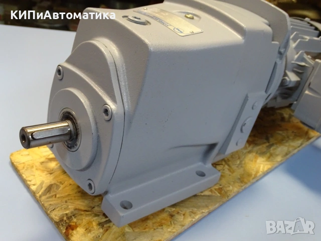 вариаторен мотор редуктор STOBER typ R17-1088-037-4 Variable Gear Motor 0.37kW, снимка 7 - Резервни части за машини - 54579989