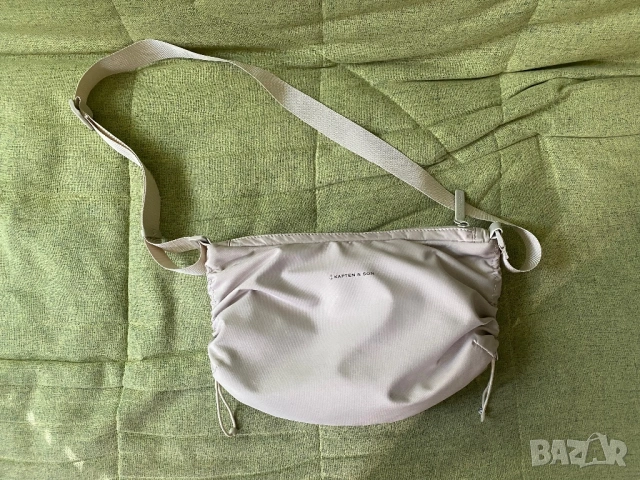 Дамска чанта в бежаво Kapten & Son Skara Sandstone