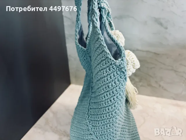 Ръчно изплетена на една кука лятна чанта с хастар и украсена с 3D цвете и пискюл, снимка 5 - Чанти - 55440123