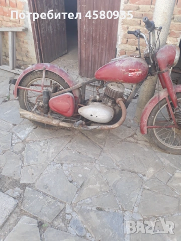 Продавам мотоциклет Jawa Perak