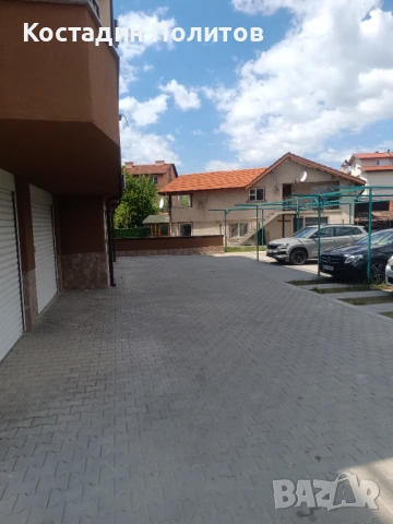Давам под наем открито паркомясто., снимка 2 - Гаражи и паркоместа - 54408293