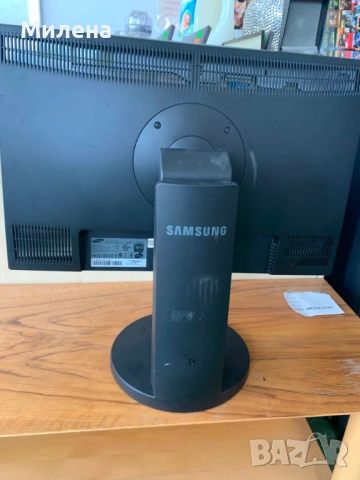 Монитор SAMSUNG 2443BW, снимка 2 - Монитори - 54453998