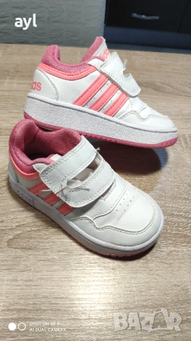 Детски Маратонки Adidas Hoops Маратонки, снимка 3 - Детски маратонки - 54585955