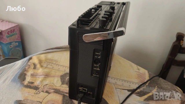 JVC 3060EU RADIO TV CASSETTE RECORDER stereo boombox, снимка 11 - Радиокасетофони, транзистори - 55146120