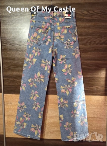 Ефектни дънки с камъни , снимка 4 - Дънки - 54168704