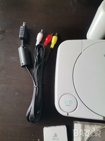 Playstation 1, снимка 2 - PlayStation конзоли - 54398895