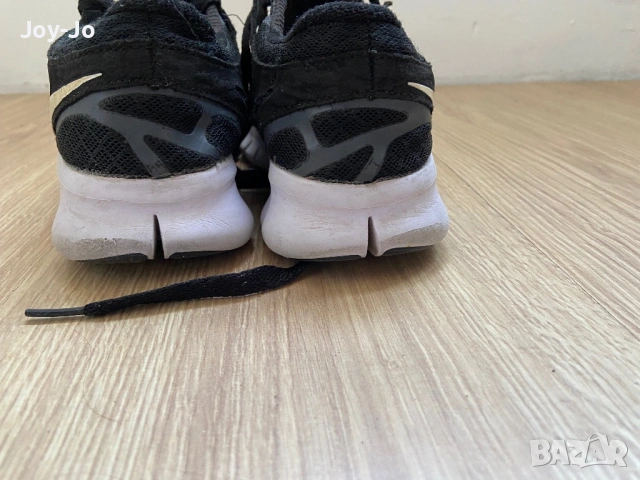 NIKE revolution номер 35, снимка 2 - Детски маратонки - 54719160