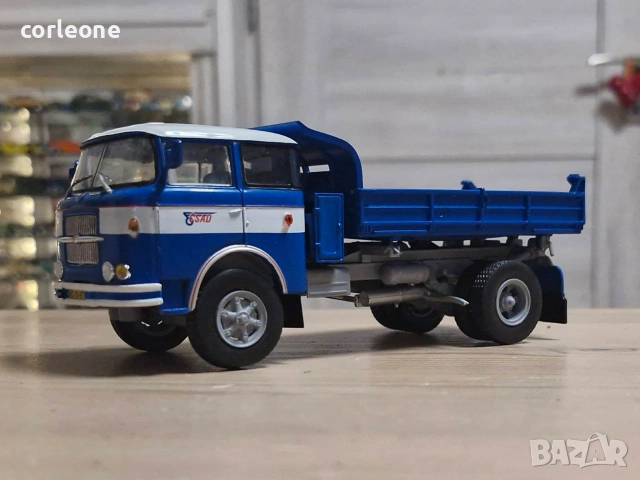 Skoda 706 RTS самосвал 1971 - мащаб 1:43 на DeAgostini моделът е нов в блистер