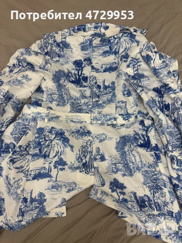 Moschino палто оригинално, снимка 3 - Палта, манта - 54715491